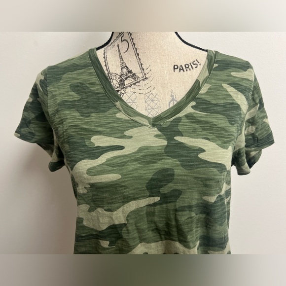 Camp Print Tee! - Picture 5 of 12